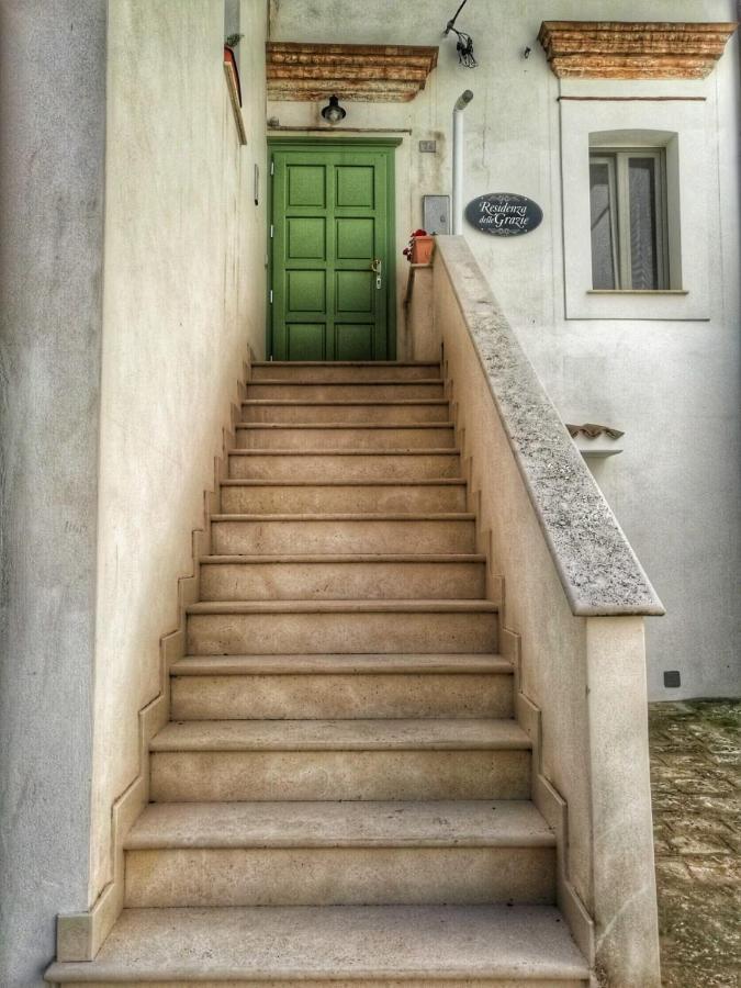 לינה וארוחת בוקר Miglionico Residenza Delle Grazie מראה חיצוני תמונה
