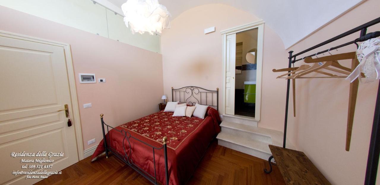 לינה וארוחת בוקר Miglionico Residenza Delle Grazie מראה חיצוני תמונה
