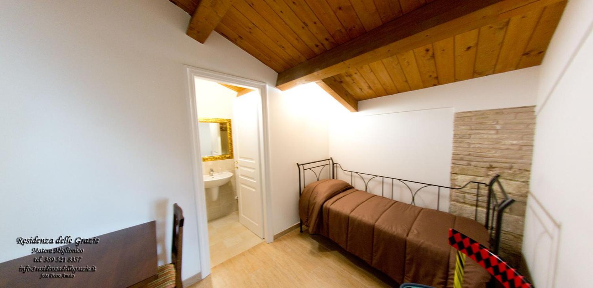 לינה וארוחת בוקר Miglionico Residenza Delle Grazie מראה חיצוני תמונה