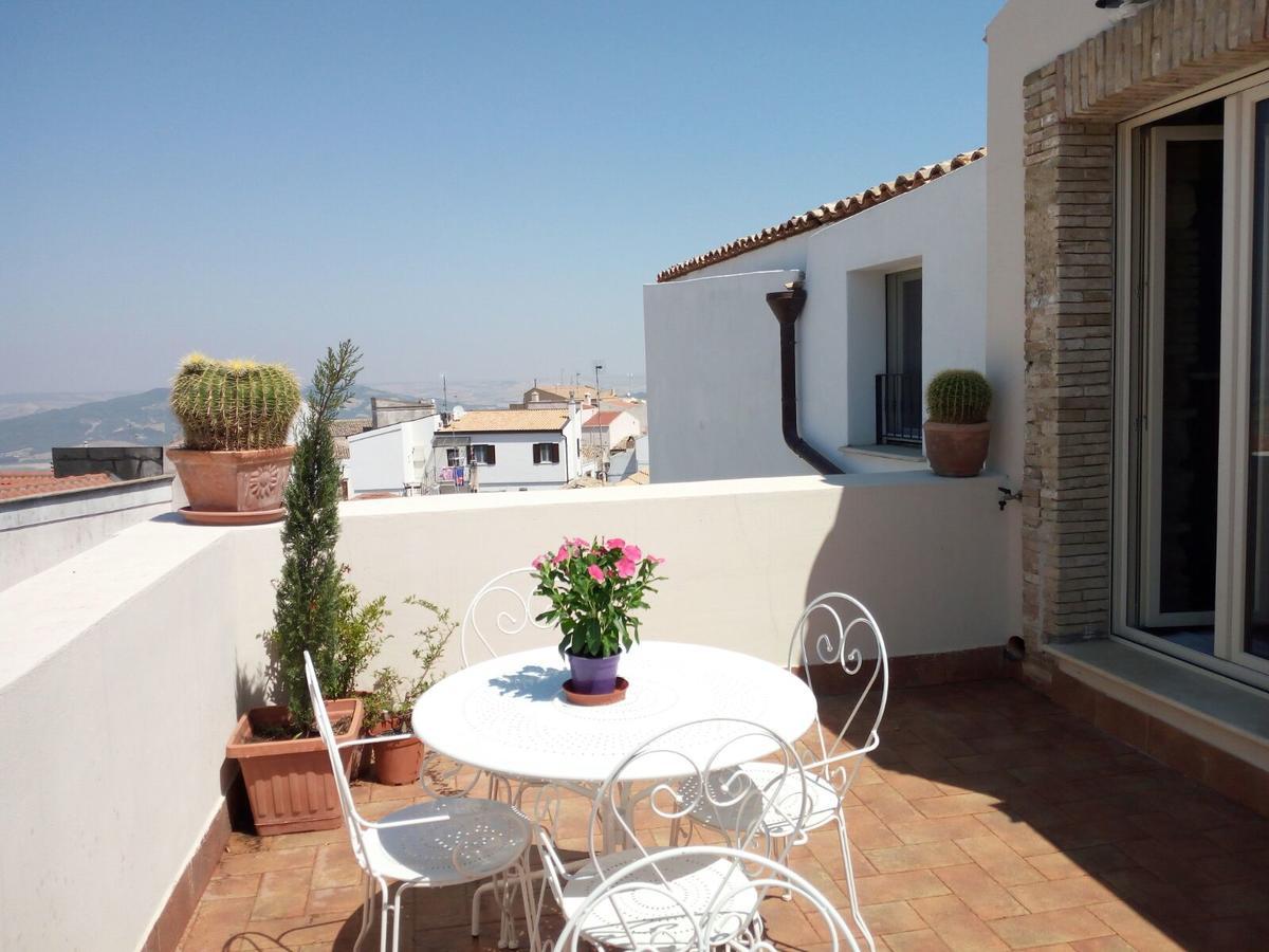 לינה וארוחת בוקר Miglionico Residenza Delle Grazie מראה חיצוני תמונה